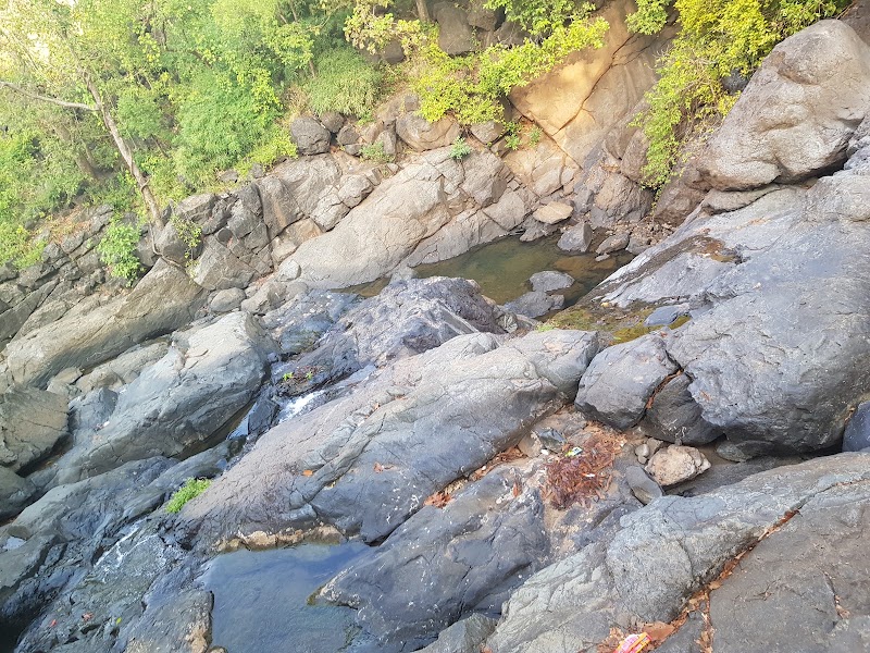 Tungareshwar Waterfalls - Tungareshwar Waterfalls CW93+68F, Tungareshwar Rd, Sativali, Vasai-Virar, Maharashtra 401303, India