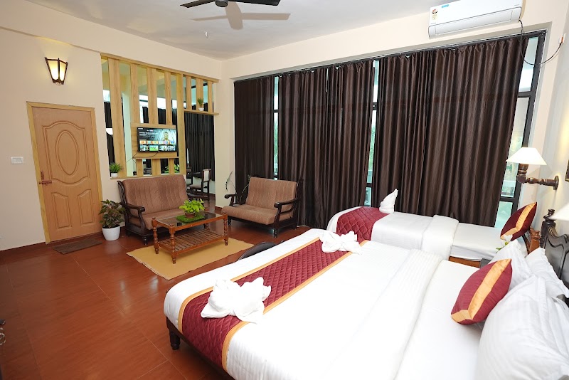 THE TRAVANCORE PALACE - THE TRAVANCORE PALACE Light House Rd, Kovalam, Thiruvananthapuram, Kerala 695521, India