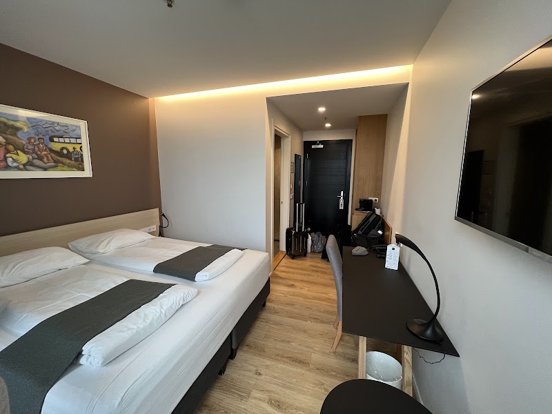 Hotel South Coast - Hotel South Coast Eyravegur 11-13, 800 Selfoss, Iceland