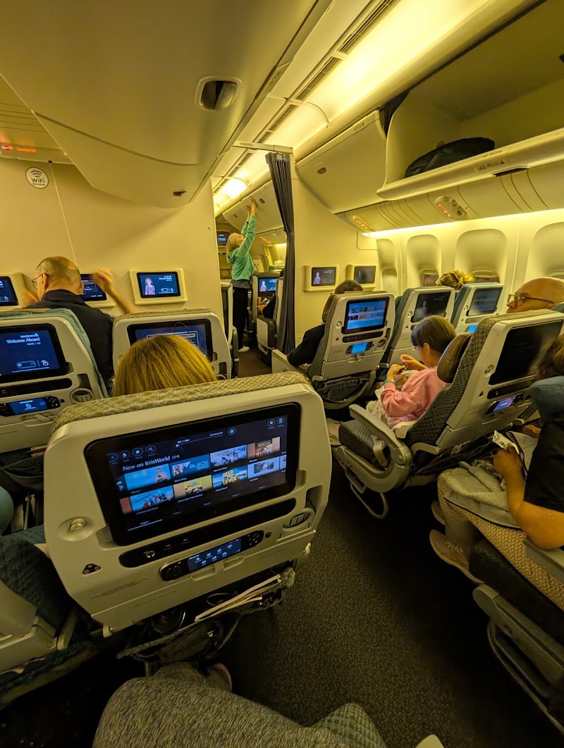 Singapore Airlines - Singapore Airlines Terminal 1, Rue du Lièvre de Mars, Dépose Minute Terminal 1, 77990 Mauregard, France