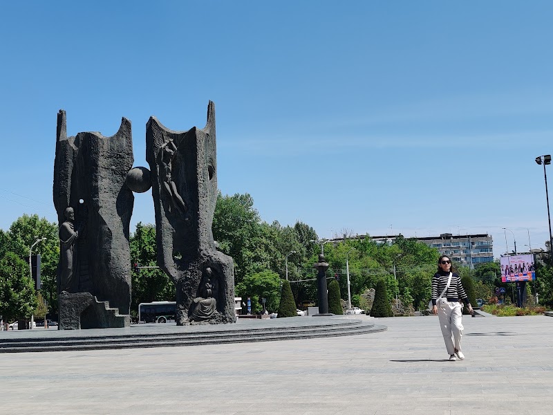 Kosmonavtlar - Kosmonavtlar, Afrosiyob ko'chasi, Тоshkent, Toshkent Viloyati, Uzbekistan