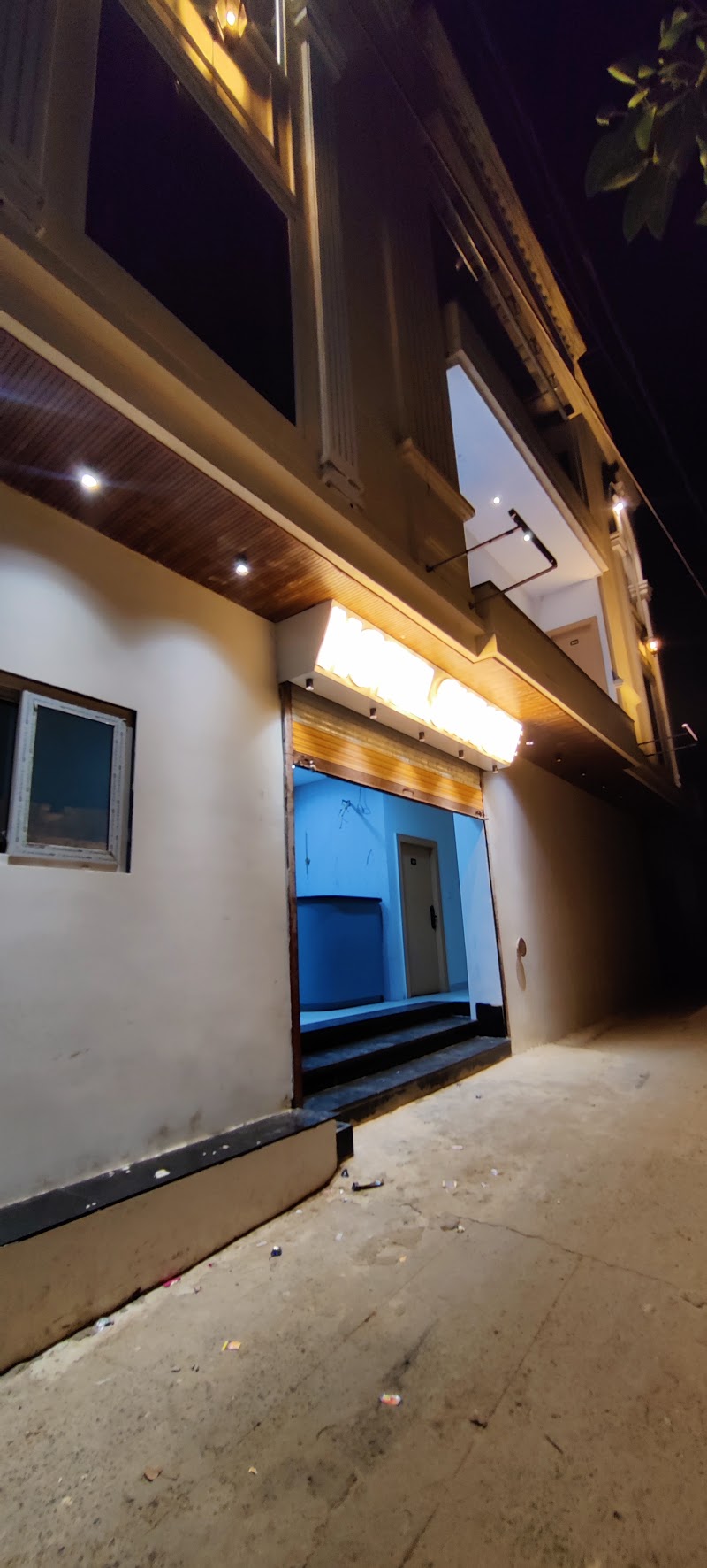 Hotel Shiv Om Ujjain - Hotel Shiv Om Ujjain 114/2, Hanuman Naka, Keshav Nagar, Ujjain, Madhya Pradesh 456001, India