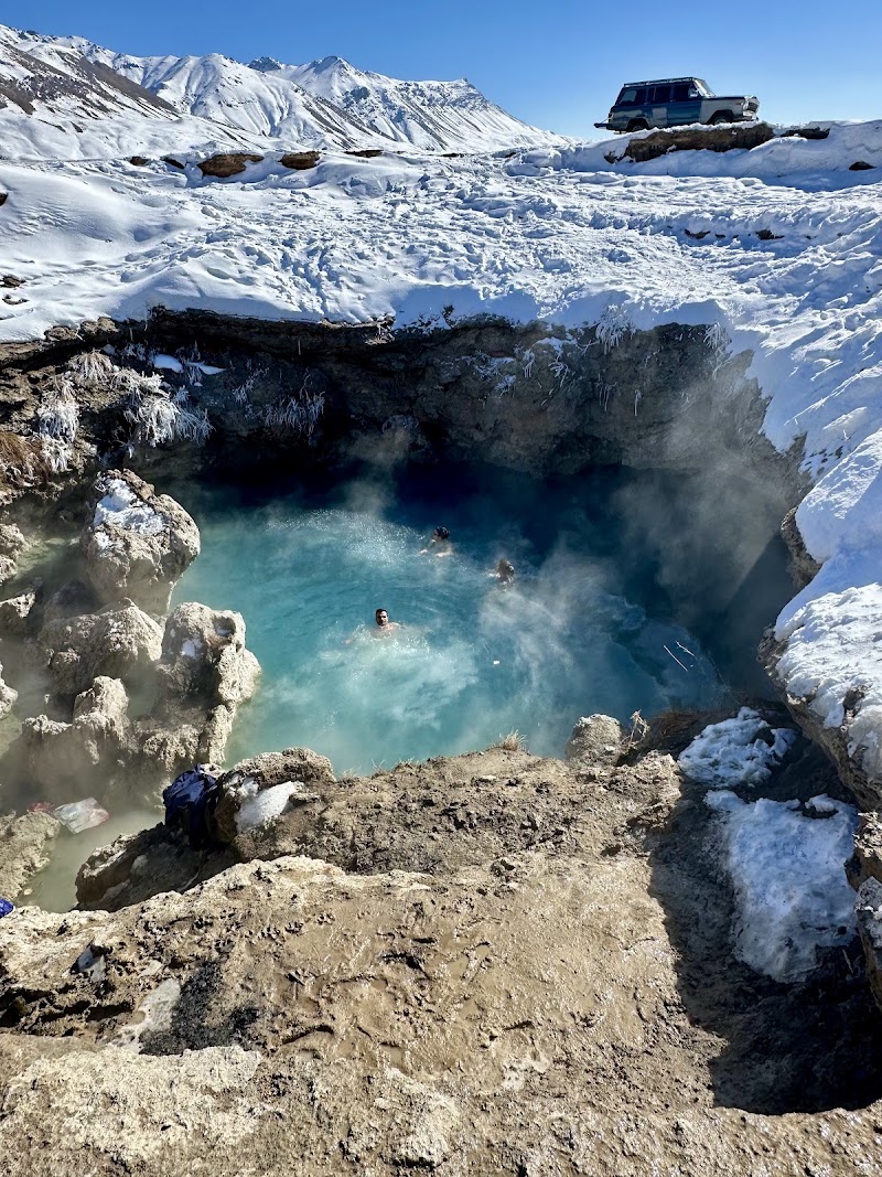 آبگرم آبی قینرجه - آبگرم آبی قینرجه, West Azerbaijan Province, Gheinarjah, Unnamed Road, P56X+C2H, Iran