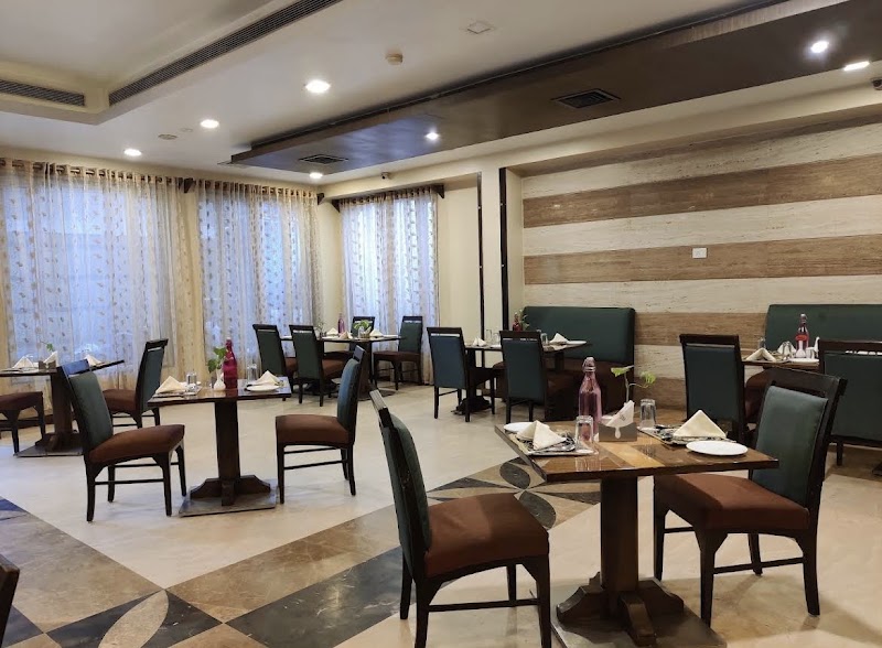 Navidya By Amantra Hotels - Navidya By Amantra Hotels 5-B, Amantra Hotel, New Fatehpura, Panchwati, Udaipur (M Corp.) (Part), Rajasthan 313004, India