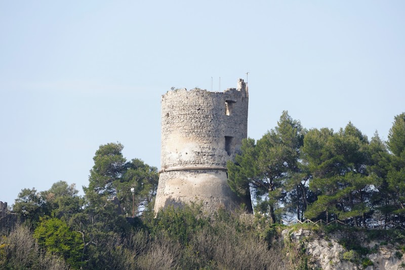 Torre dello Ziro - Torre dello Ziro, Via Valle delle Ferriere, 36, 84010 Pontone SA, Italy