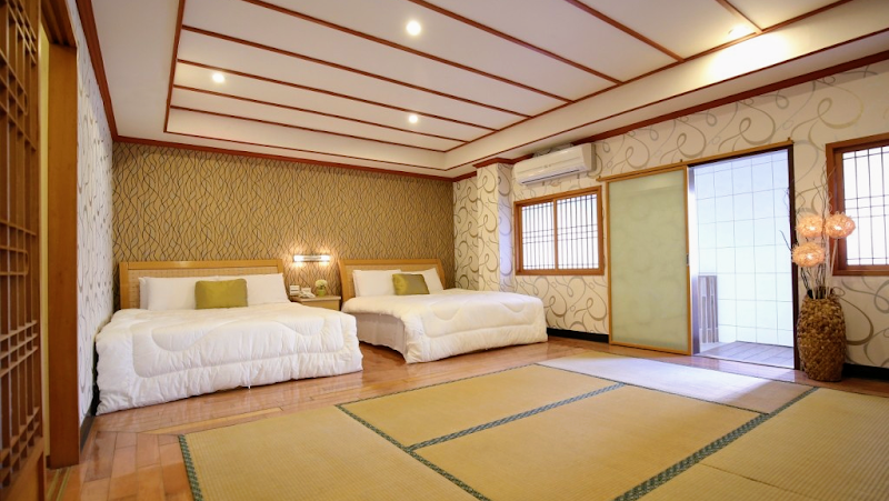 Gorgeous Hot Spring Resort