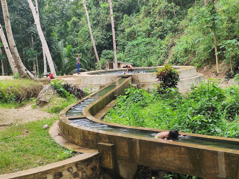 Lugnason Falls - Lugnason Falls, 4GXM+CG6, San Juan, Siquijor, Philippines