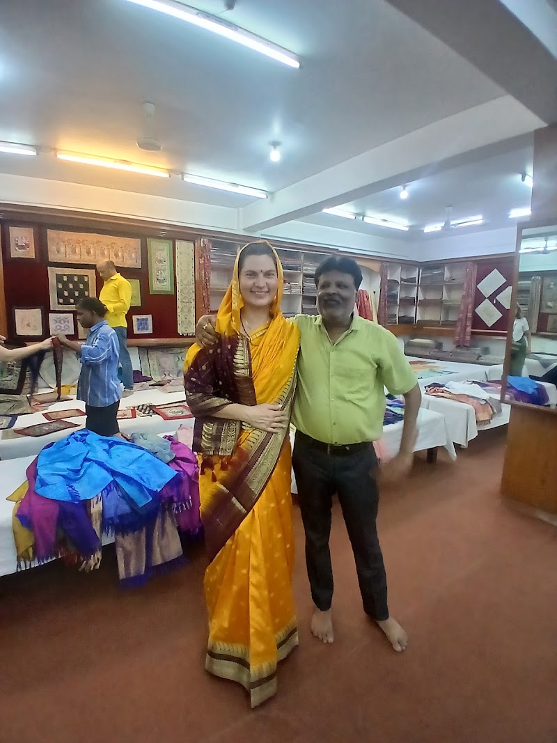 Mehta silk pvt ltd sarnath - Mehta silk pvt ltd sarnath, Sa 15 /146, Mavaiya, 1ashapur, Varanasi, Uttar Pradesh 221007, India