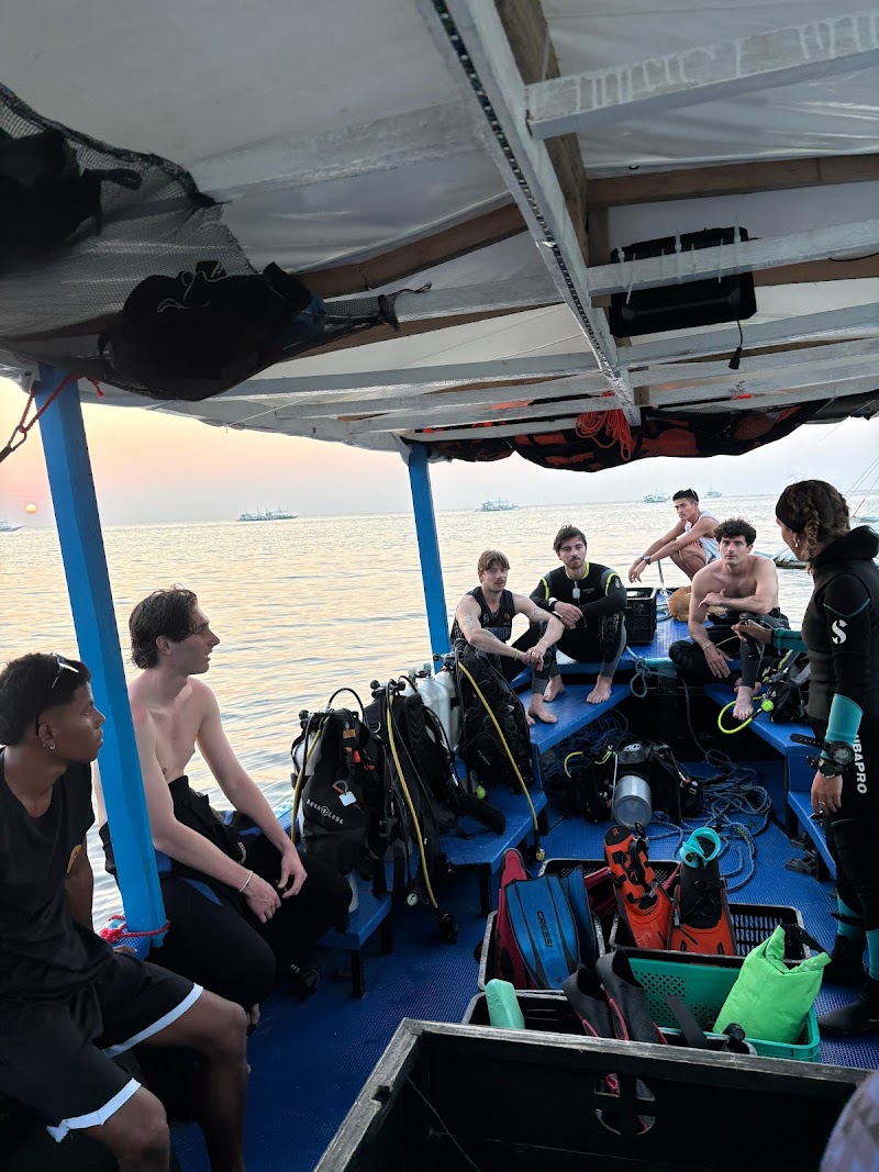 Lighthouse Scuba Diving - Lighthouse Scuba Diving, Logon Beach Daanbantayan Logon, Daanbantayan, 6013 Cebu, Philippines