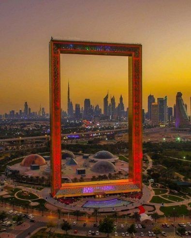 Dubai Frame - Dubai Frame Zabeel Park Jogging Track - Al Kifaf - Dubai - United Arab Emirates