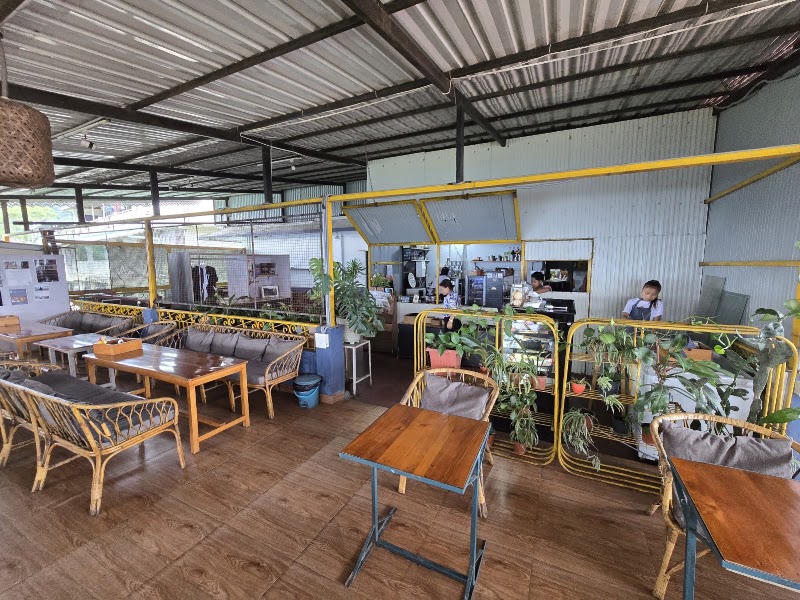 Cafe Kalimpong - Cafe Kalimpong E Main Rd, Kalimpong Khasmahal, Kalimpong, West Bengal 734301, India