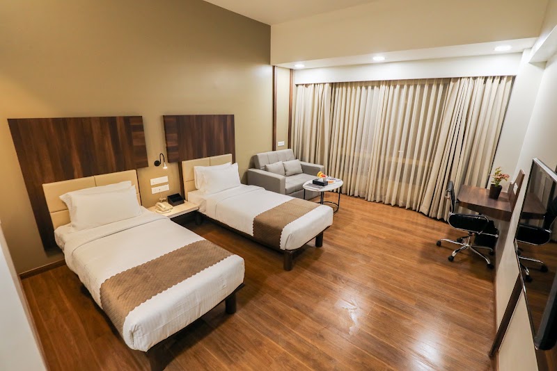 Spree Hotel Aurangabad - Spree Hotel Aurangabad Gut 123, Ahmednagar - Aurangabad Rd, beside Hyundai Showroom, near Waluj, MIDC, Waluj, Ahmednagar, Chhatrapati Sambhajinagar, Maharashtra 431136, India