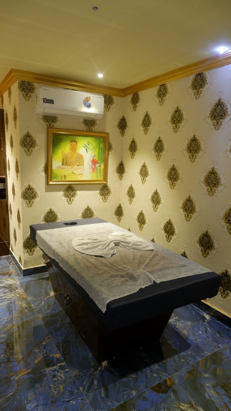 Souan Luxury Spa Jubilee Hills - Souan Luxury Spa Jubilee Hills Metro Pillar C1666, Road No. 36, above Manyavar, CBI Colony, Jubilee Hills, Hyderabad, Telangana 500033, India