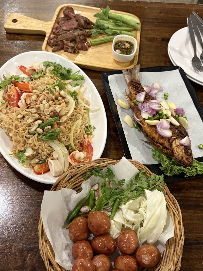 Zab Zab E-San Food & Bar - Zab Zab E-San Food & Bar 59 ถนน สุขุมวิท Khwaeng Khlong Toei Nuea, Watthana, Krung Thep Maha Nakhon 10110, Thailand