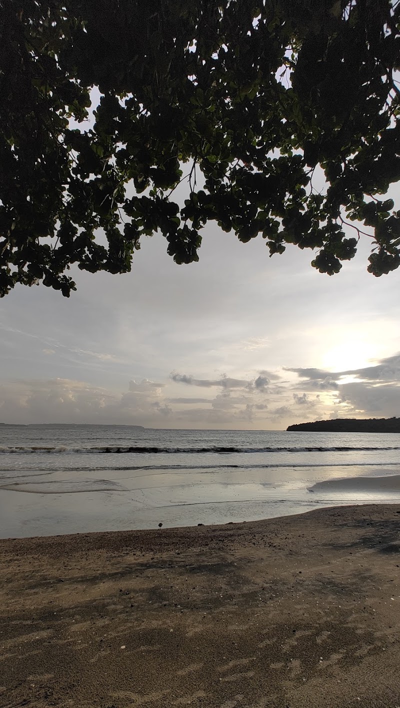 Bambolim Beach - Bambolim Beach, CVX2+RQR, Bambolim, Goa 403206, India
