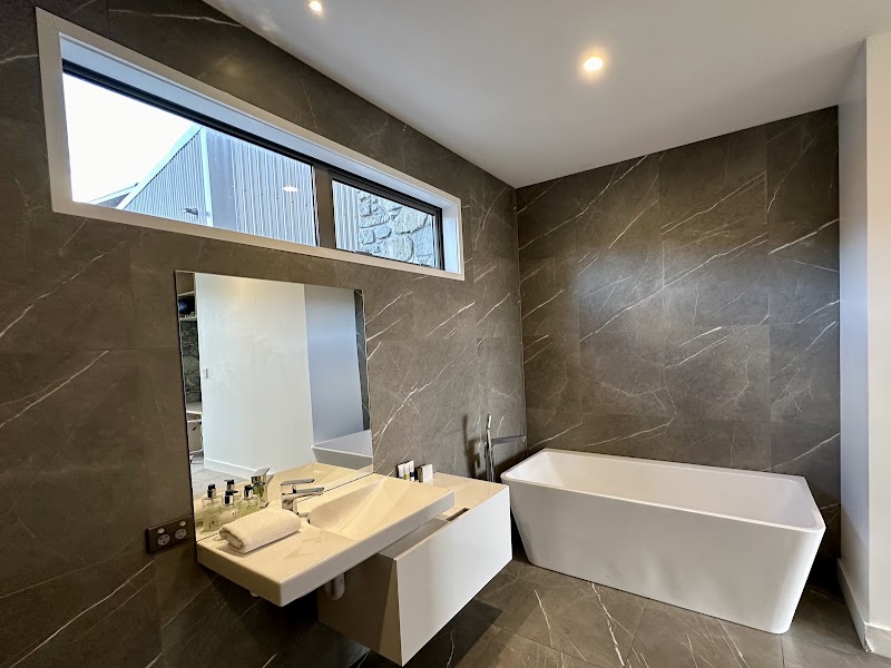 Luxury Lakeview Apartment - Discover Tekapo Accommodation - Luxury Lakeview Apartment - Discover Tekapo Accommodation 2a Sibbald Lane, Lake Tekapo 7999, New Zealand