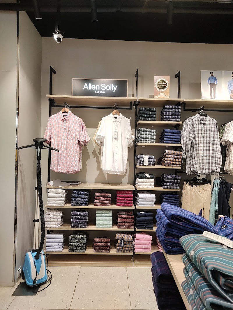 Pantaloons - Pantaloons Lake City Mall, No. 5 & 6, University Rd, Near Ayad Bridge, Shakti Nagar, Udaipur, Rajasthan 313001, India