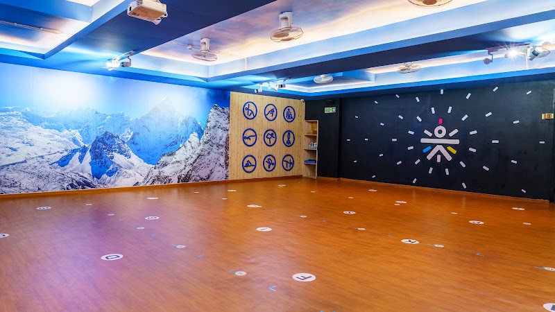 Cult Malleshwaram | Best Fitness Center in Malleshwaram, Bengaluru - Cult Malleshwaram | Best Fitness Center in Malleshwaram, Bengaluru, 1st Floor, 47, Margosa Rd, opp. Veena Stores, Malleshwaram, Bengaluru, Karnataka 560055, India