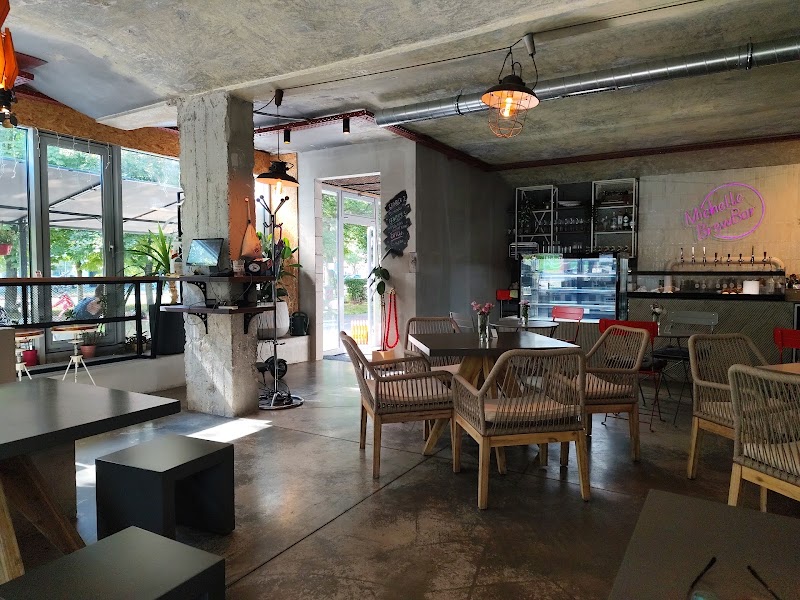 Michelle - Michelle, Račianska 1507/21, 831 02 Bratislava-Nové Mesto, Slovakia