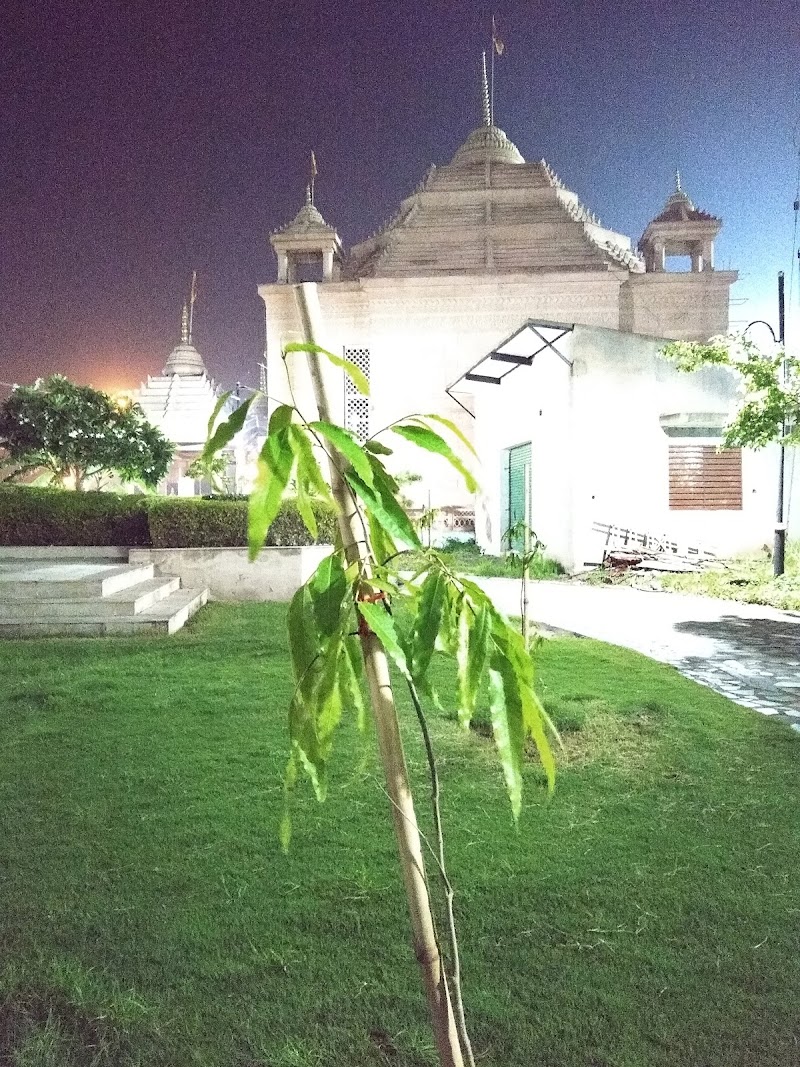 Radha Krishna Park Gaur City - Radha Krishna Park Gaur City 6th Ave Rd, E Block, Gaur City 1, Sector 4, Greater Noida, Ghaziabad, Uttar Pradesh 201318, India