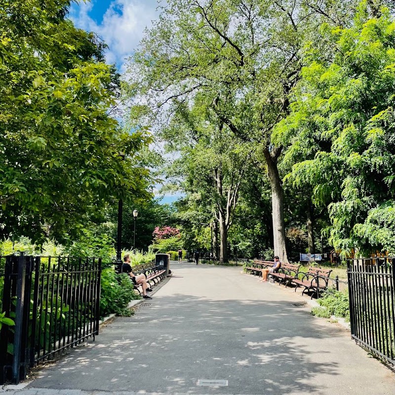Tompkins Square Park - Tompkins Square Park E 10th St, New York, NY 10009, USA