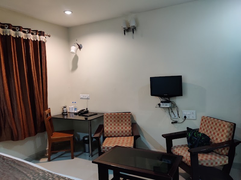 Hotel Mayura Velapuri Belur - Hotel Mayura Velapuri Belur, Temple Road, 5V78+V59, SH110, Belur, Karnataka 573115, India
