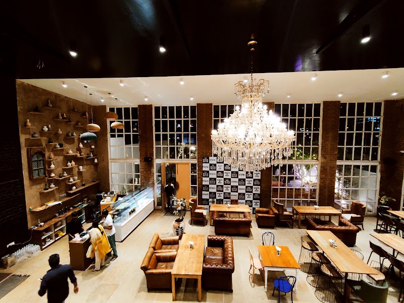THE PEACH DOOR - THE PEACH DOOR beside Mango Market Road, Avilali, Andhra Pradesh 517503, India