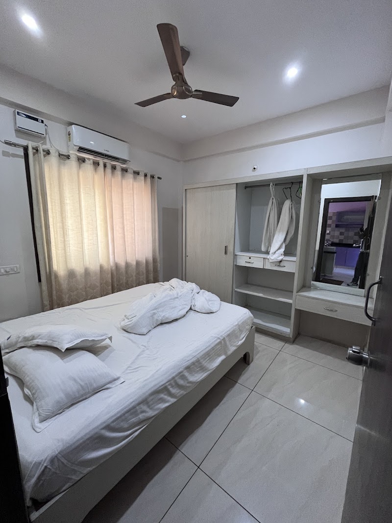 BRINDAVAN SERVICE APARTMENTS - BRINDAVAN SERVICE APARTMENTS, near KEB OFFICE, Bannimantap A Layout, Bannimantap, Mysuru, Karnataka 570015, India