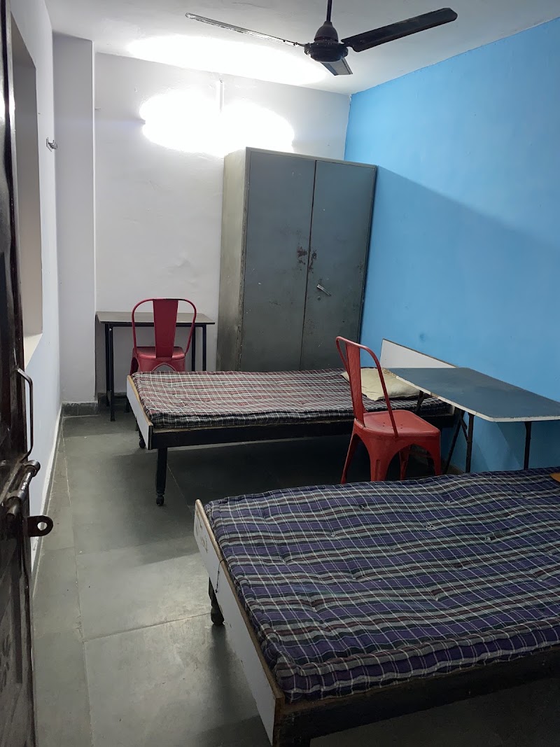NK PG (Boys & Girls) - NK PG (Boys & Girls) H no -50, saidullajab, Gali No 1, near Radha Krishna mandir, Saiyad ul Ajaib, Sainik Farm, New Delhi, Delhi 110030, India