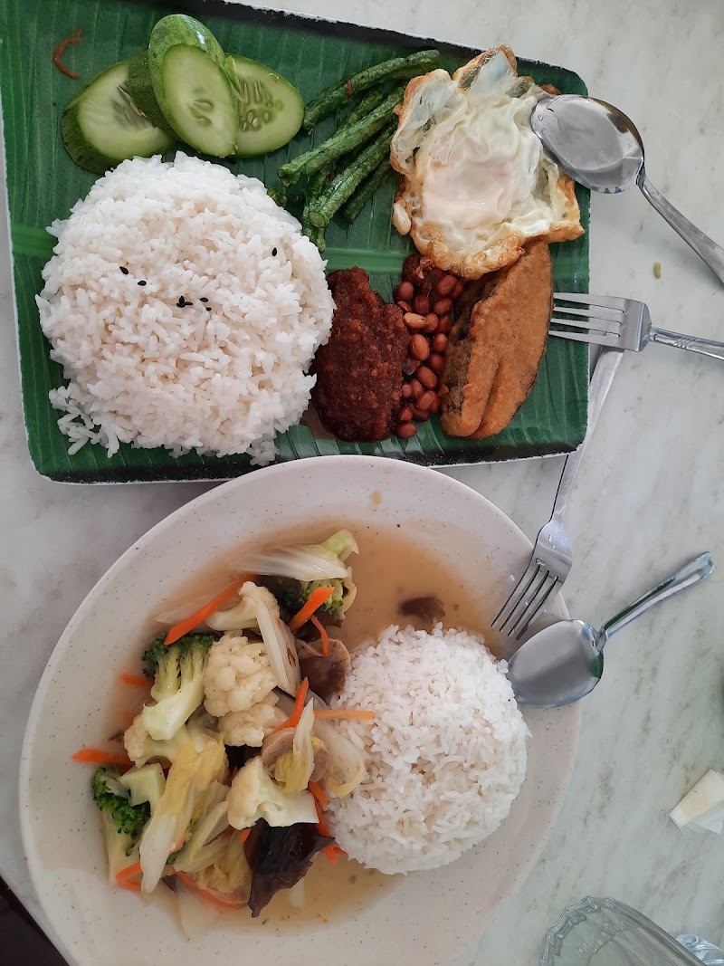 Jenny Vegetarian Restaurant - Jenny Vegetarian Restaurant Lot 2890, Block 6, Kuala Baram, Land District, Jln Tudan, 98000 Miri, Sarawak, Malaysia