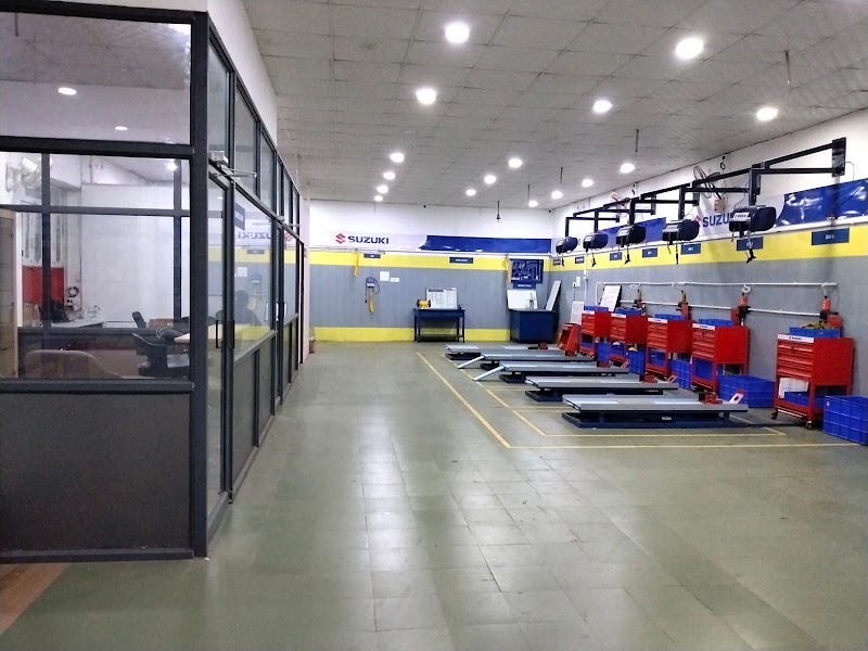 Suzuki Motorcycle (Govinda Suzuki, Meerut, Begum Bridge) - Suzuki Motorcycle (Govinda Suzuki, Meerut, Begum Bridge) 209, W End Rd, opposite Shri Balaji Mandir, Sadar Bazaar, Meerut, Uttar Pradesh 250001, India
