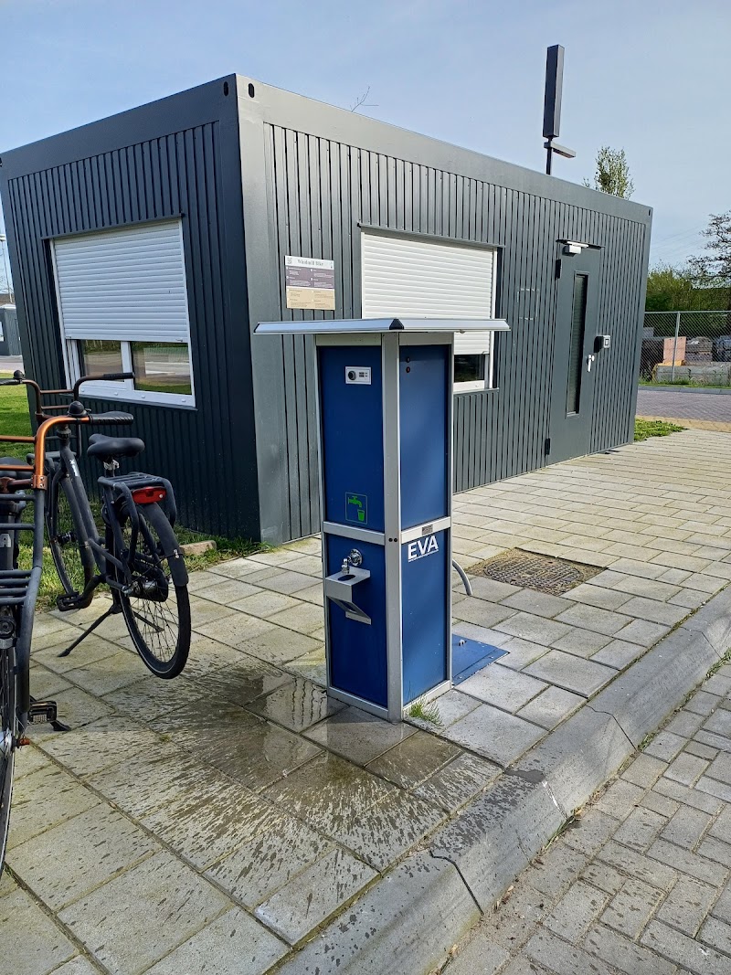 Bus & Camper parking Kinderdijk - Bus & Camper parking Kinderdijk, Lekdijk 432a, 2957 EN Nieuw-Lekkerland, Netherlands