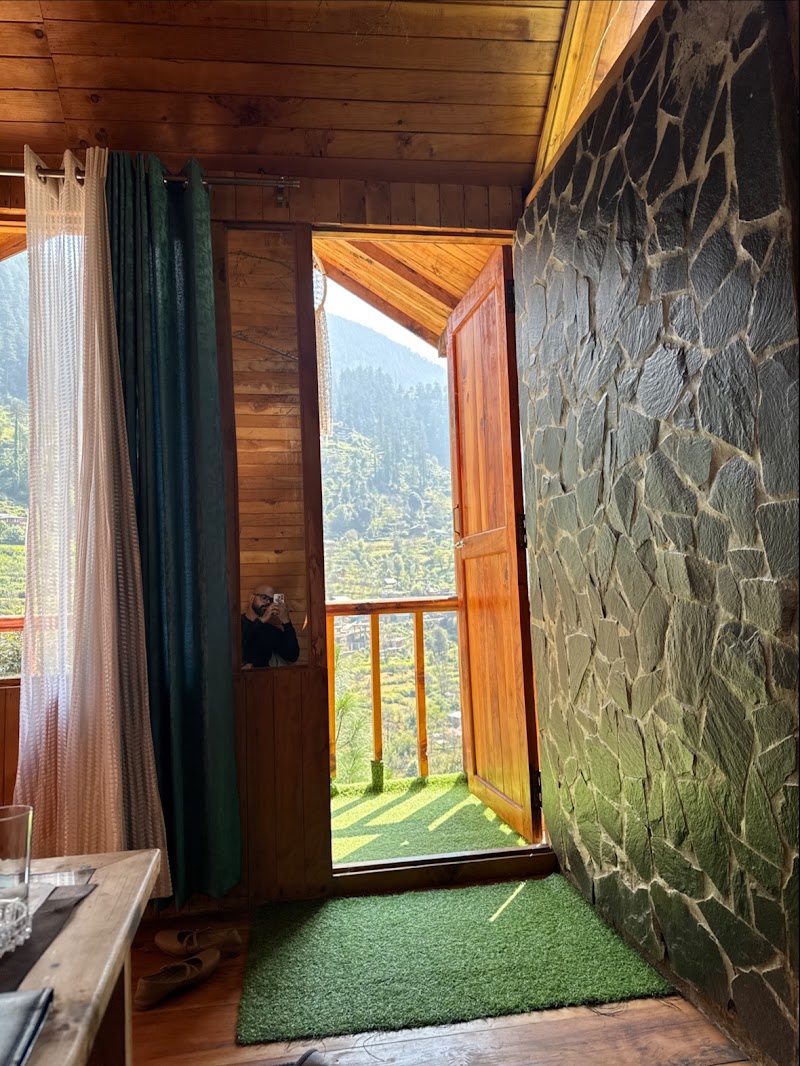 Little Wood Tree House - Little Wood Tree House Village Kandi Po. Tandi, Tehsil, Banjar, Jibhi, Himachal Pradesh 175123, India