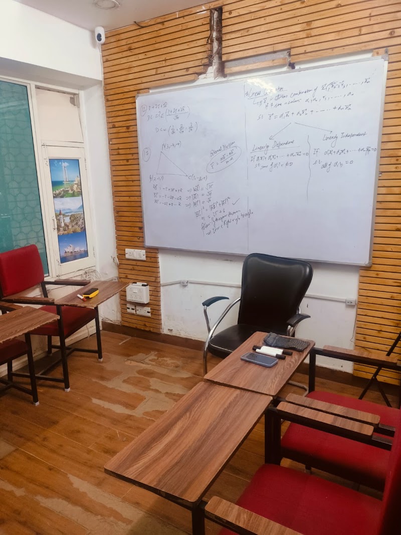 Statesman ️Academy - Statesman ️Academy 2nd Floor, Front Side Entry, SCO 54, Sector 34A, Sector 34, Chandigarh, 160022, India