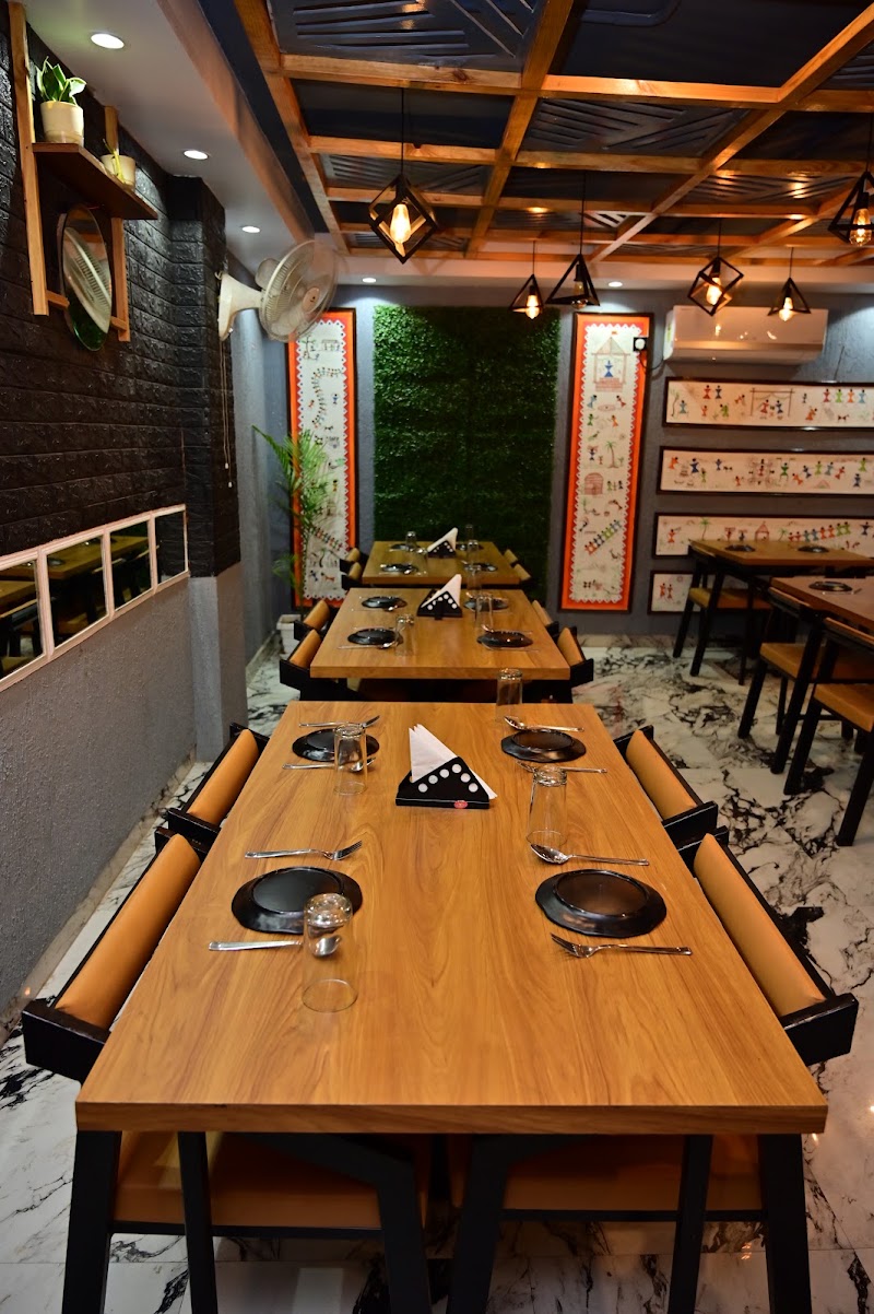 The Seven's Hotel - The Seven's Hotel B.2/280, Assi - Lanka Rd, near to ABHAY CINEMA, Anandbagh, BHADAINI, Varanasi, Uttar Pradesh 221005, India