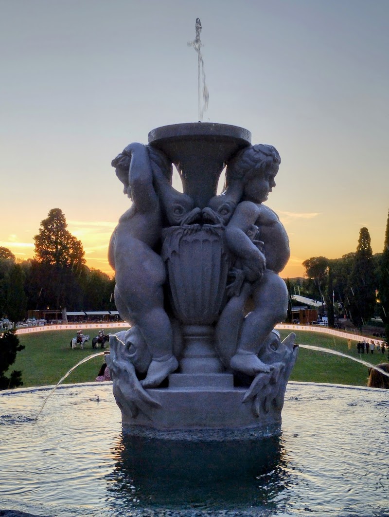Fontana dei Pupazzi - Fontana dei Pupazzi, Viale dei Pupazzi, 00197 Roma RM, Italy
