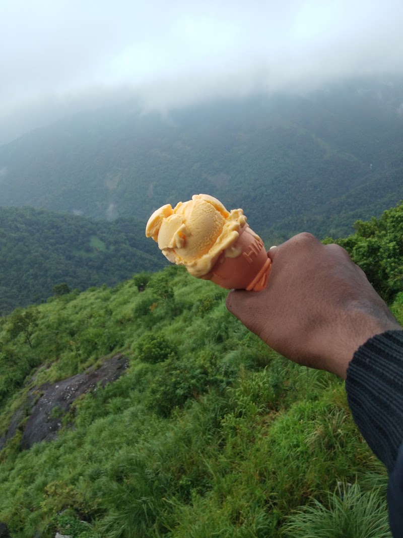Karikadu View Point - Karikadu View Point SH14, Elappara Road, Erattupetta, Vagamon, Keralam 686580, India
