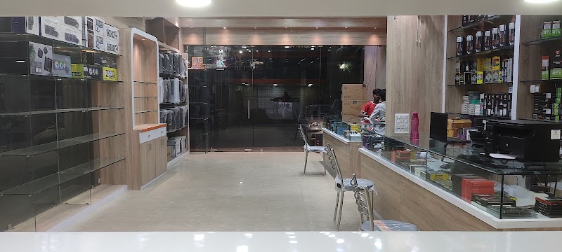 MDCOMPUTERS.IN - MDCOMPUTERS.IN, Abid Mansion, Ground Floor, Banstal Rd, opposite millenium plaza, Raipur, Chhattisgarh 492001, India