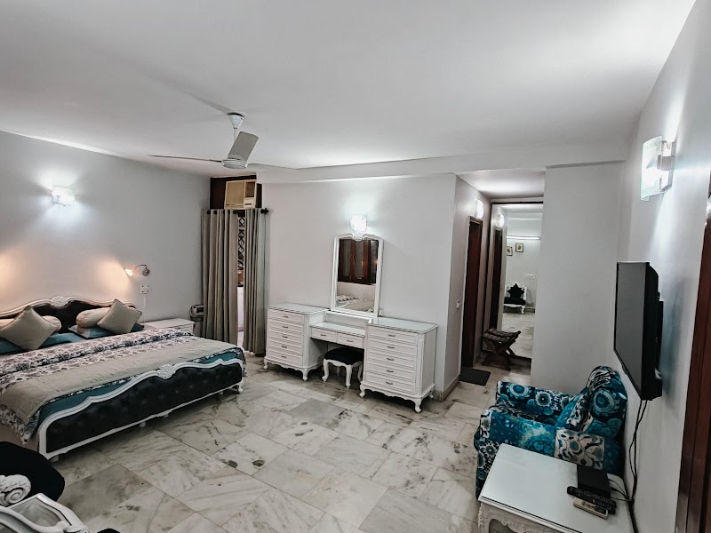 Harmony Suites South Delhi Service Apartment - Greater Kailash - Harmony Suites South Delhi Service Apartment - Greater Kailash, s 258, 2, near Whipped, Block S, Greater Kailash II, Greater Kailash, New Delhi, Delhi 110048, India