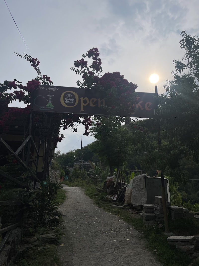 Papa's Secret Lake On The Lake (room & tent) - Papa's Secret Lake On The Lake (room & tent), 53FR+5XM Begnas Lake, Lekhnath 33700, Nepal