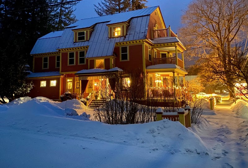 The Village Inn Of Woodstock - The Village Inn Of Woodstock 41 Pleasant St, Woodstock, VT 05091, USA