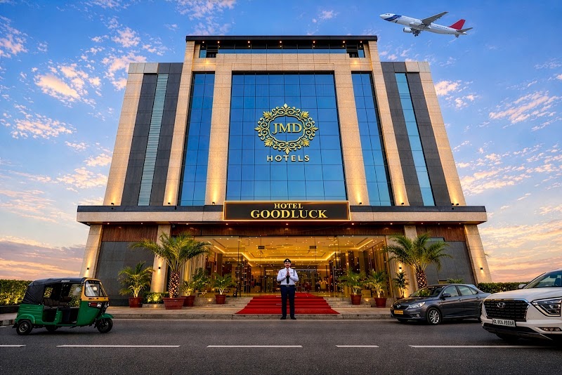 Hotel Good Luck by JMD Group