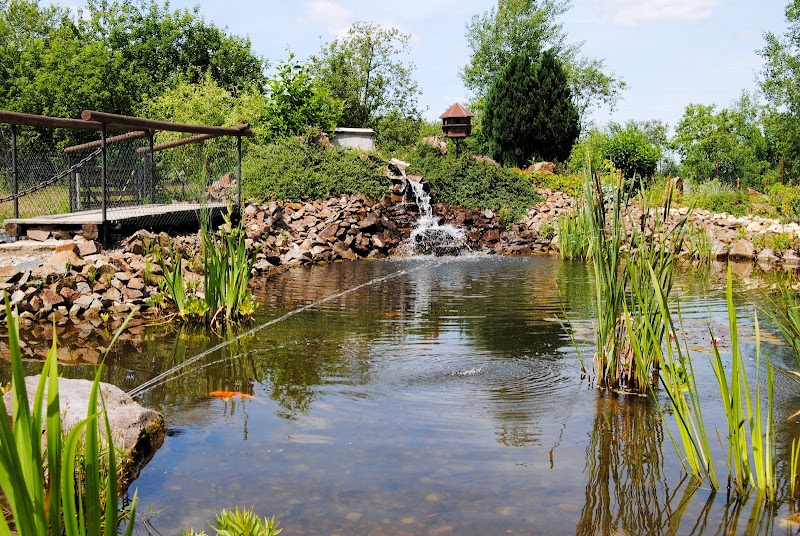Areál u Makovců - Areál u Makovců, Skvrňany 433, 318 00 Plzeň 3, Czechia