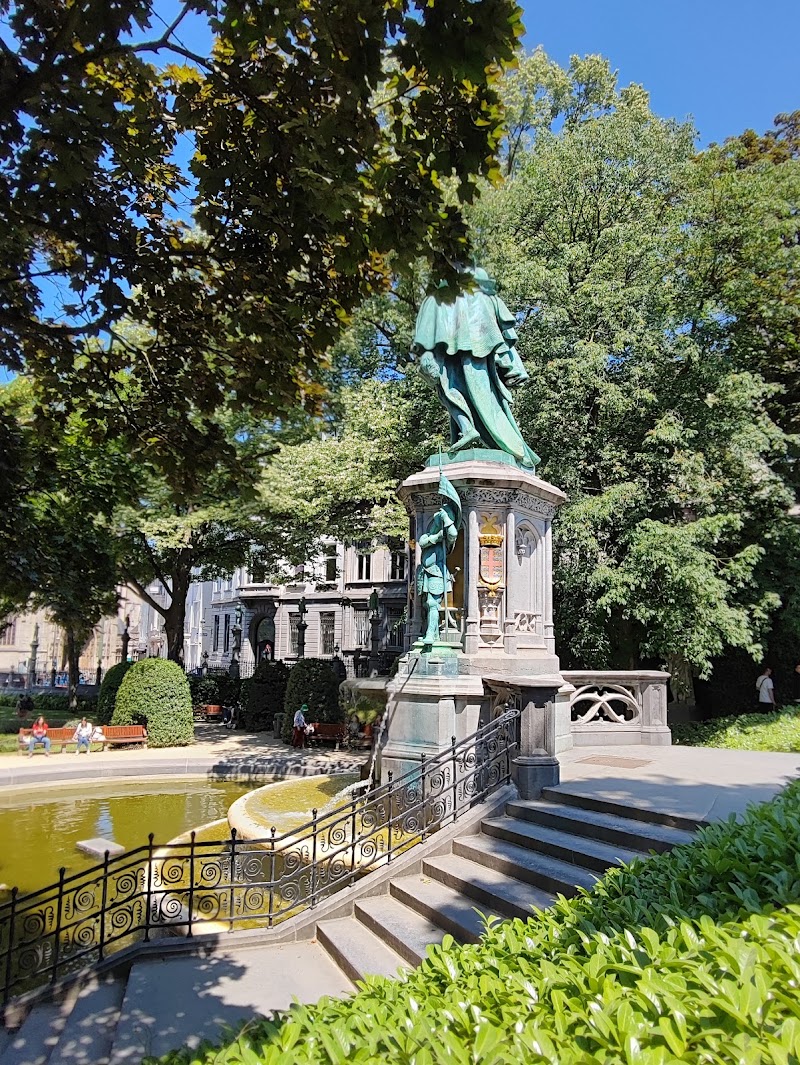 Kleine Zavelsquare - Kleine Zavelsquare Pl. du Petit Sablon 12, 1000 Bruxelles, Belgium