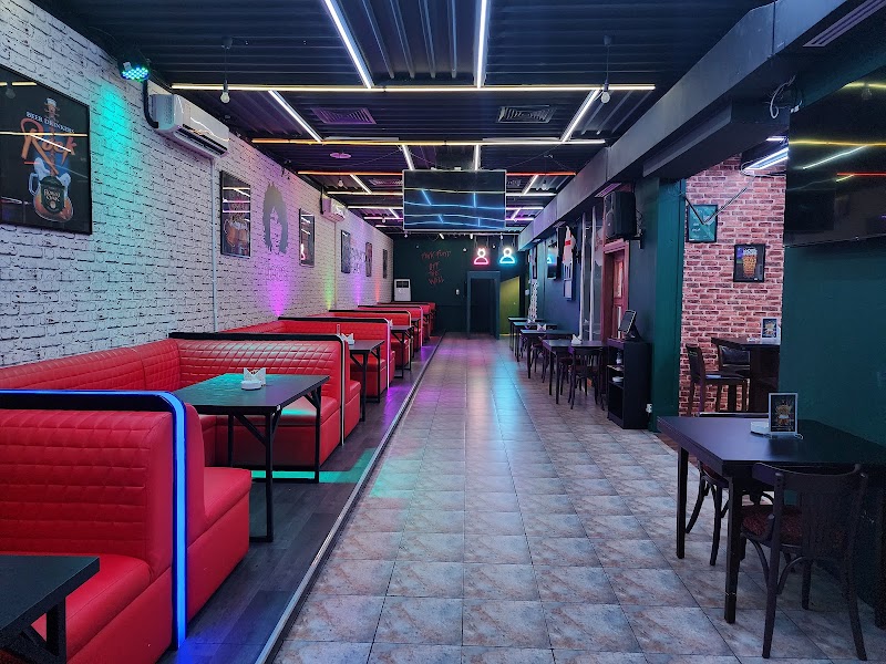 Street 22 club - Street 22 club Ground Floor, Al, Mansour Park -Inn Hotel, معاذ، الدوحة، Qatar