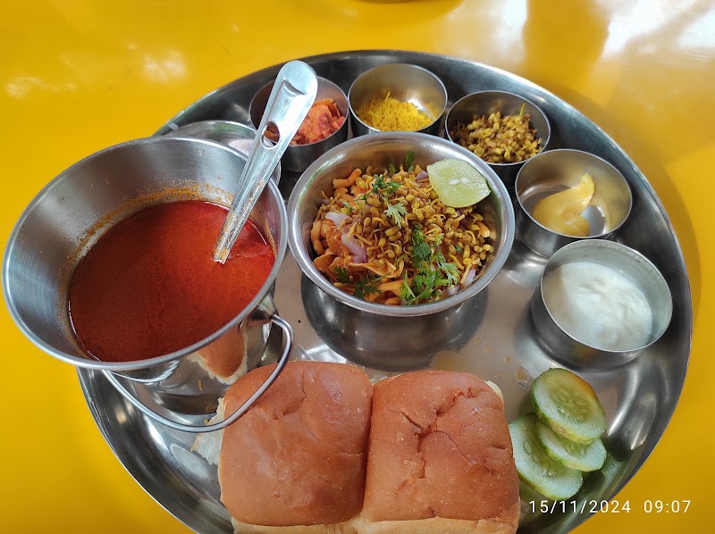 Vithai Pure Veg Restaurant - Vithai Pure Veg Restaurant Vayari bhutnath, Tarkarli, Malvan, Maharashtra 416606, India