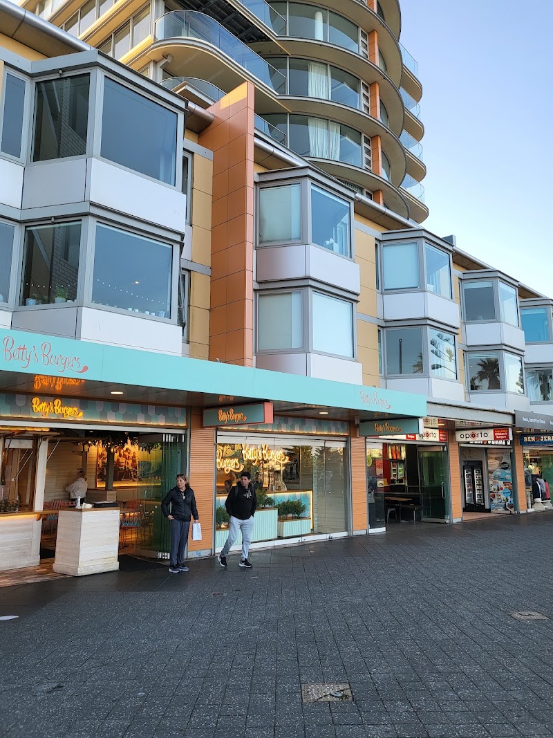 Campbell Parade - Campbell Parade, Bondi Beach NSW 2026, Australia