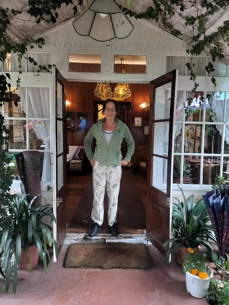 Ivanhoe Hotel( A Heritage Property) - Ivanhoe Hotel( A Heritage Property) 4, Franklyn Prestage Road, The Mall, Road, Chauk Bazaar, Darjeeling, West Bengal 734101, India