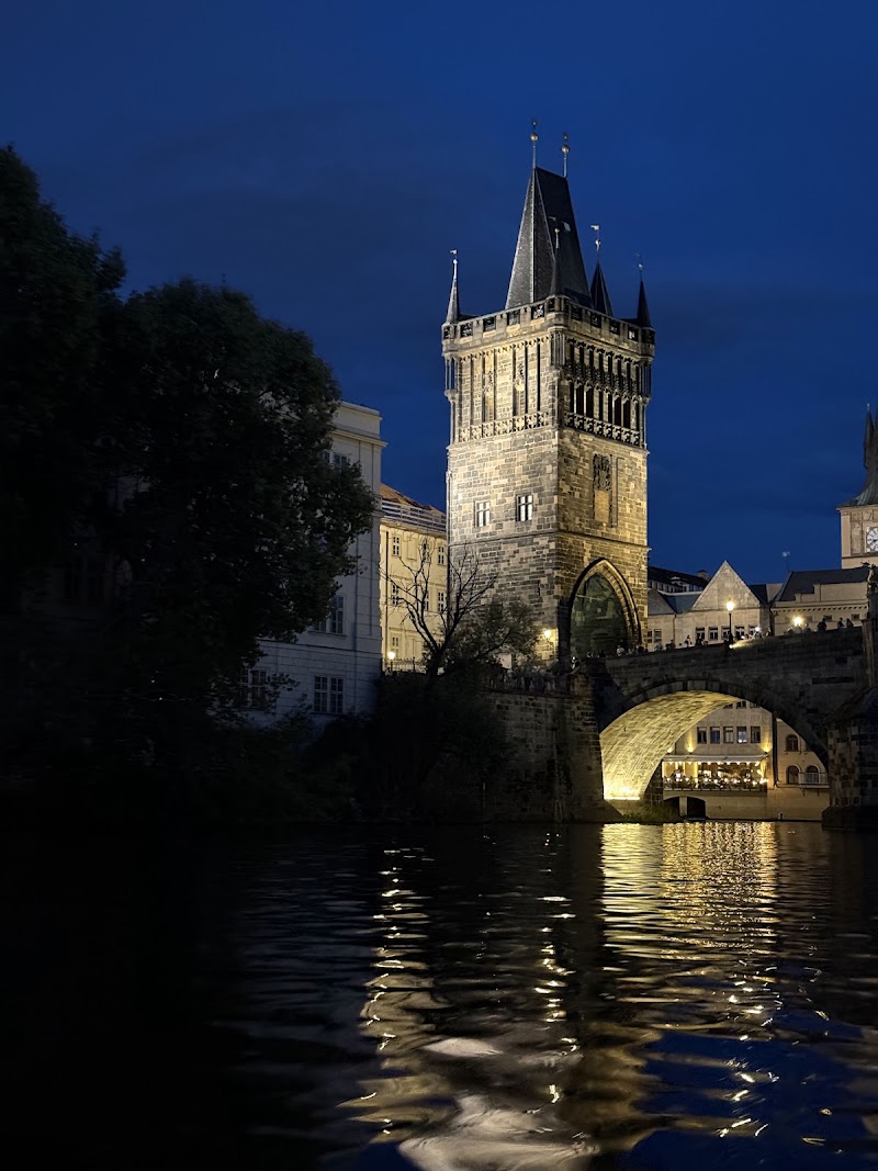 Prague Boats - Prague Boats, Dvořákovo nábř., 110 00 Praha-Staré Město, Czechia