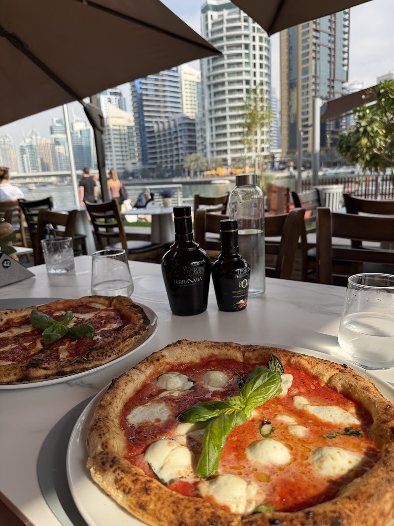 Terra Mia - Terra Mia Waterfront side of the Intercontinental Hotel, Bay Central Tower, Shop 8 - مرسى دبي - دبي مارينا - دبي - United Arab Emirates